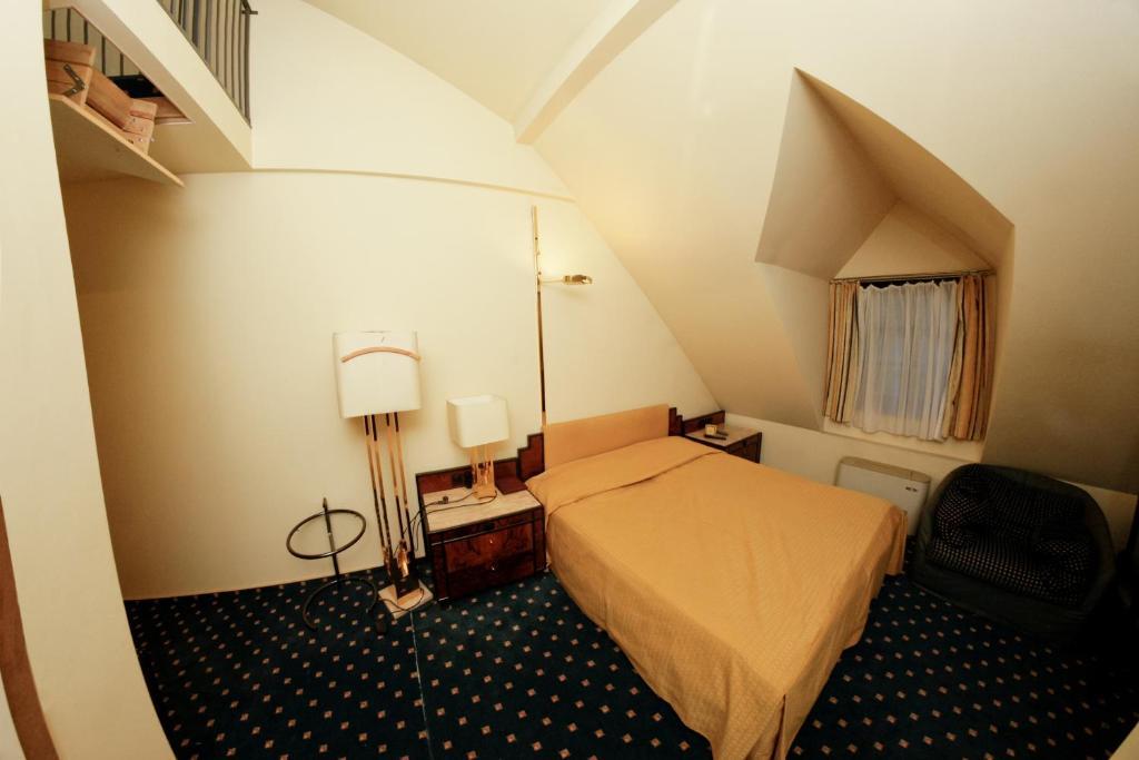 טארנאו Hotel Podzamcze מראה חיצוני תמונה