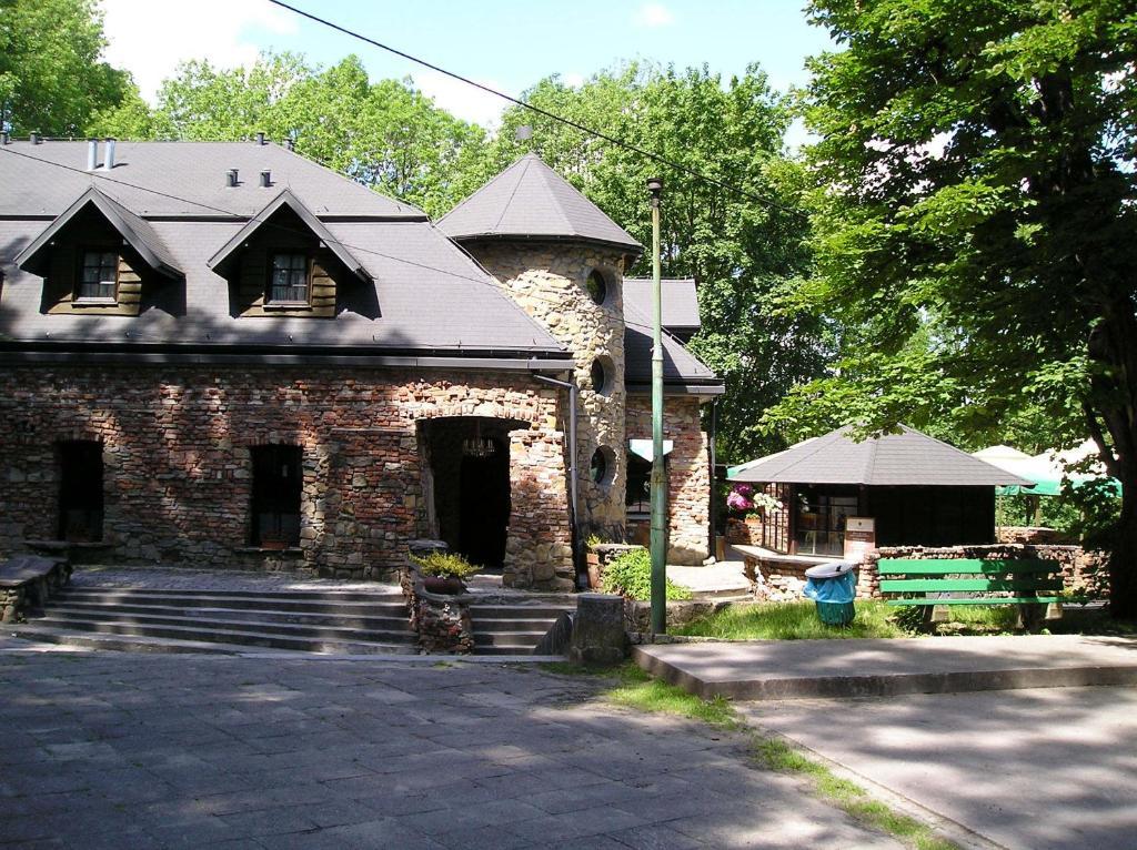 טארנאו Hotel Podzamcze מראה חיצוני תמונה