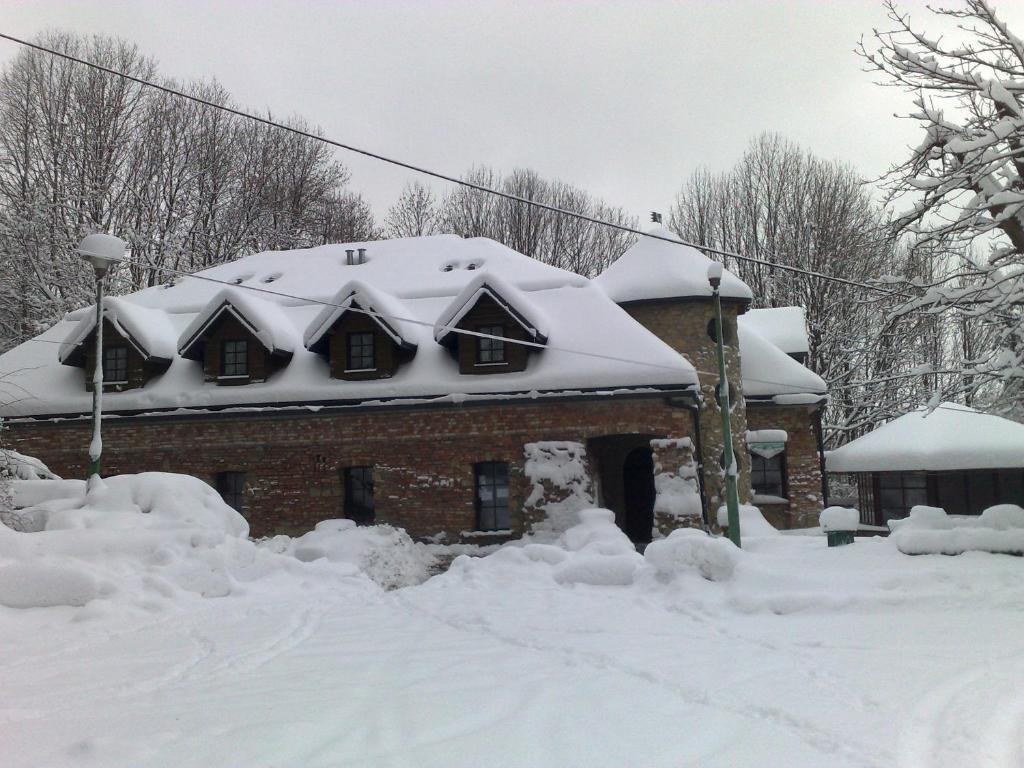 טארנאו Hotel Podzamcze מראה חיצוני תמונה