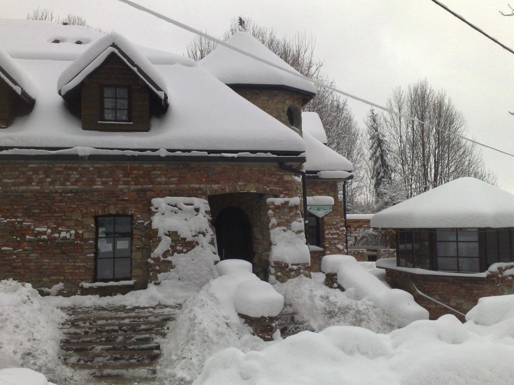 טארנאו Hotel Podzamcze מראה חיצוני תמונה