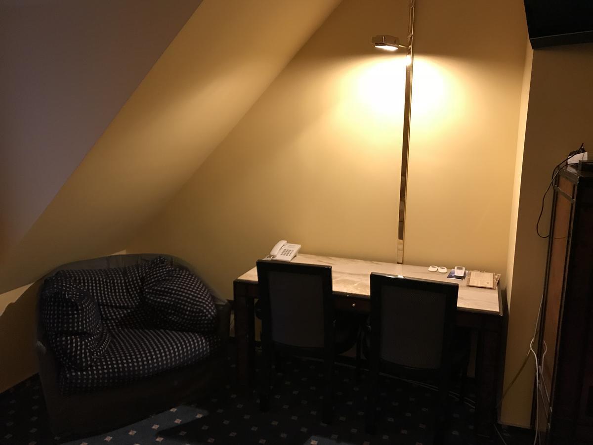 טארנאו Hotel Podzamcze מראה חיצוני תמונה